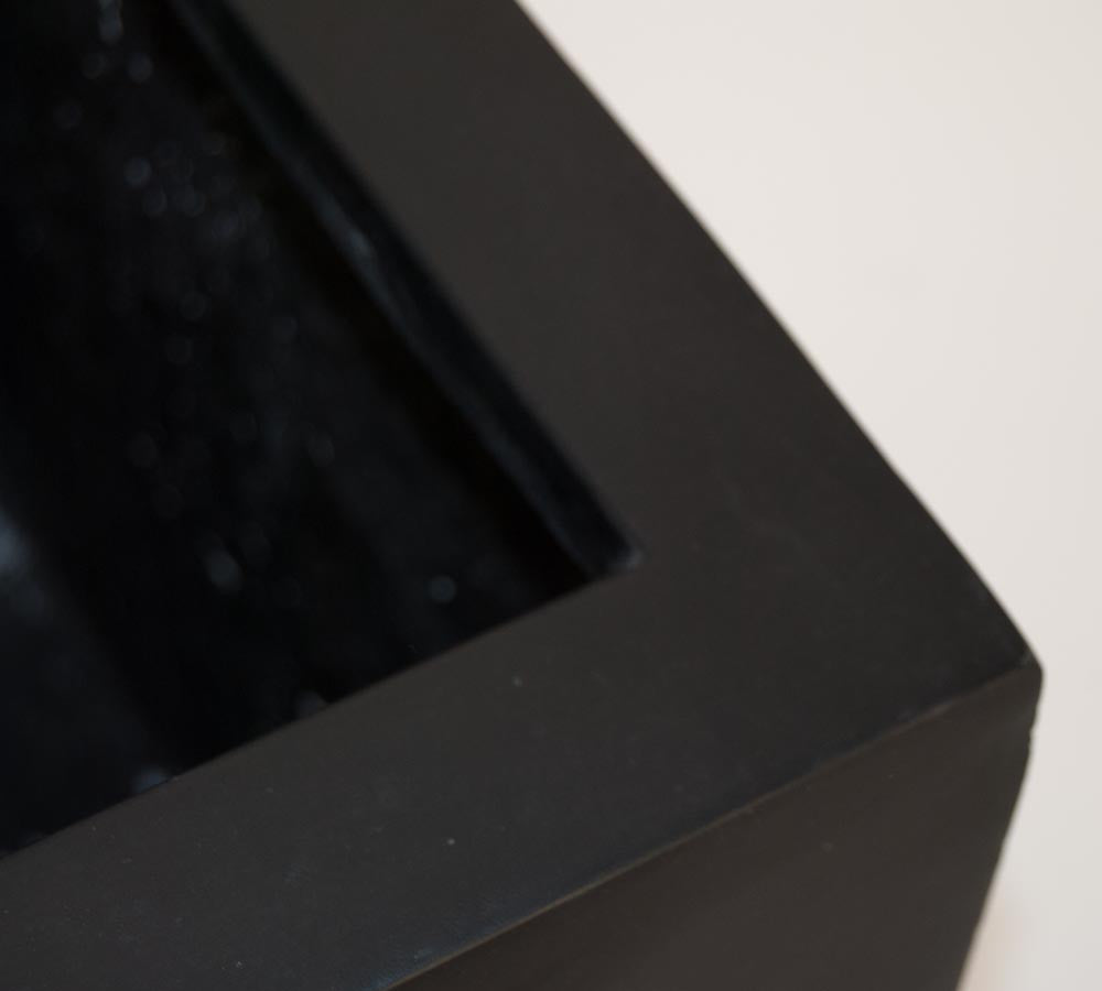 Elegant Einrichten | Pflanzkübel | Fiberglas | quadratisch | 60x60x60cm | elegant schwarz-matt.