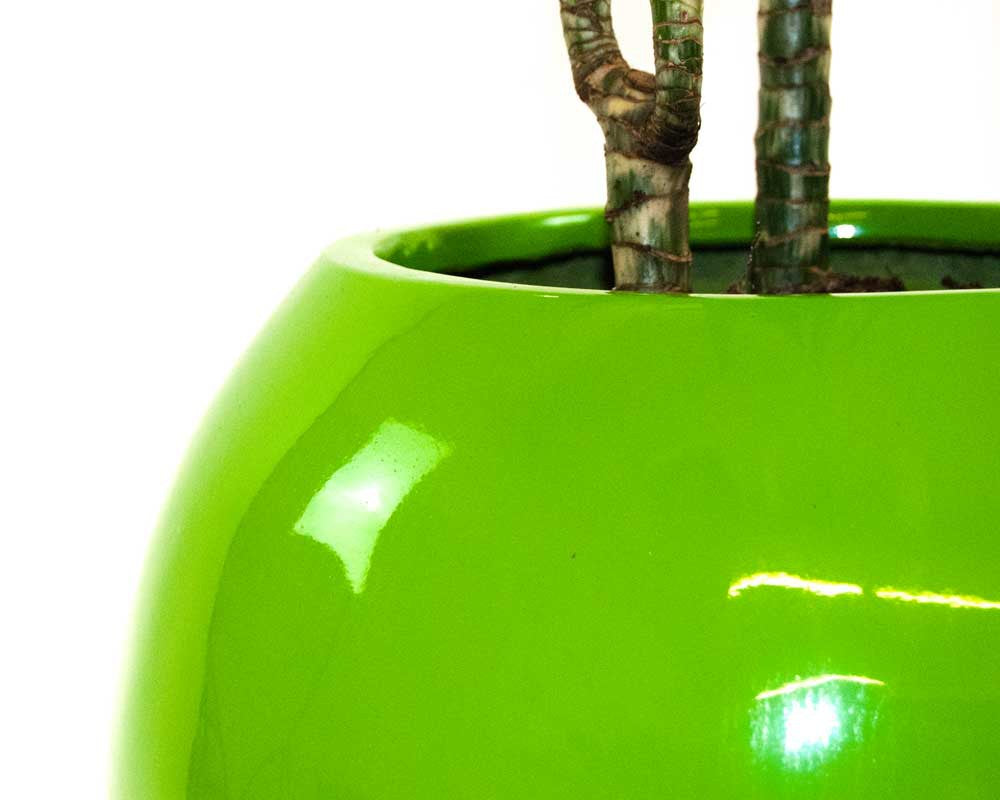 Elegant Einrichten | Pflanzkübel | Fiberglas | Ball | D62xH48cm | hochglanz avocado grün