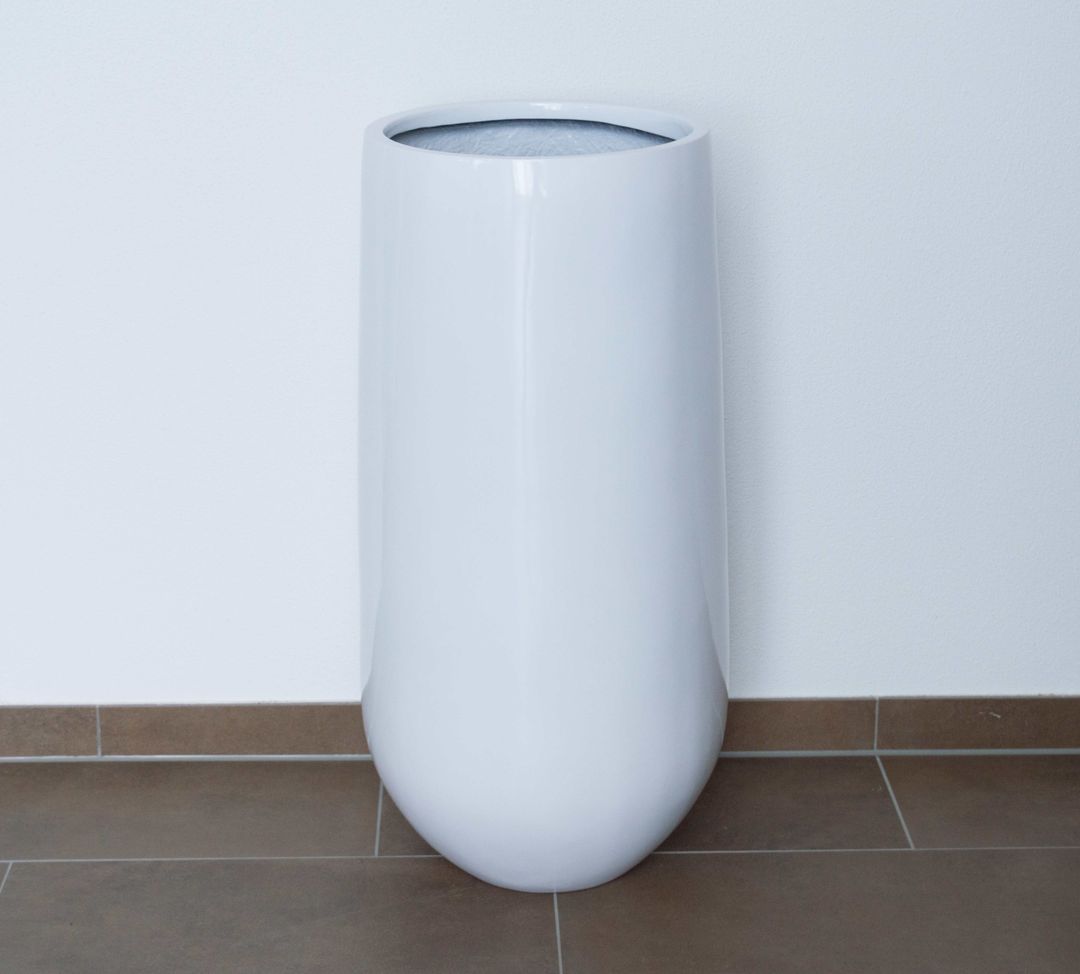 Elegant Einrichten | Pflanzkübel | Fiberglas | rund konisch | D25xH55cm | hochglanz weiß.