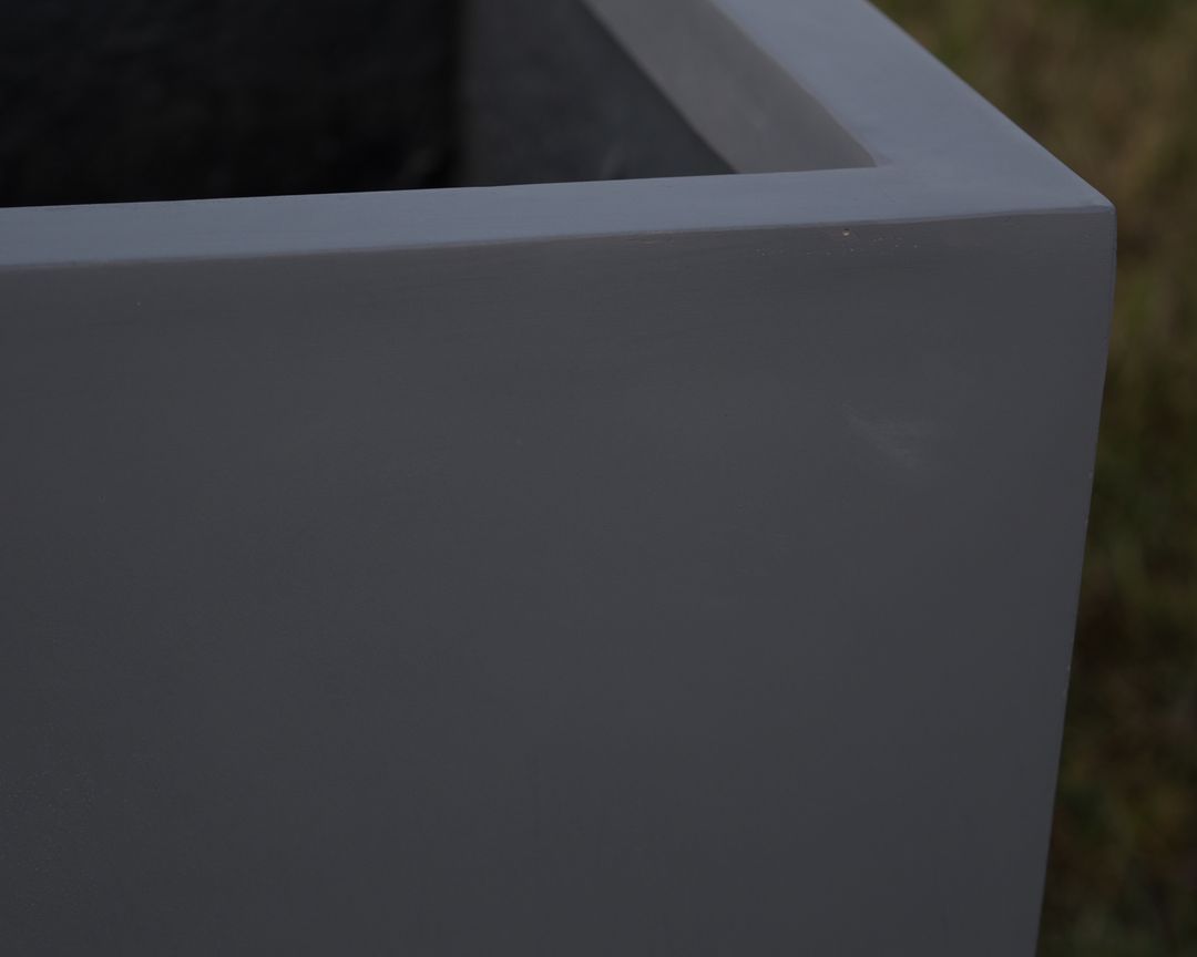 Elegant Einrichten | Pflanzkübel | Fiberglas | rechteckig | 120x50x55cm | grau.