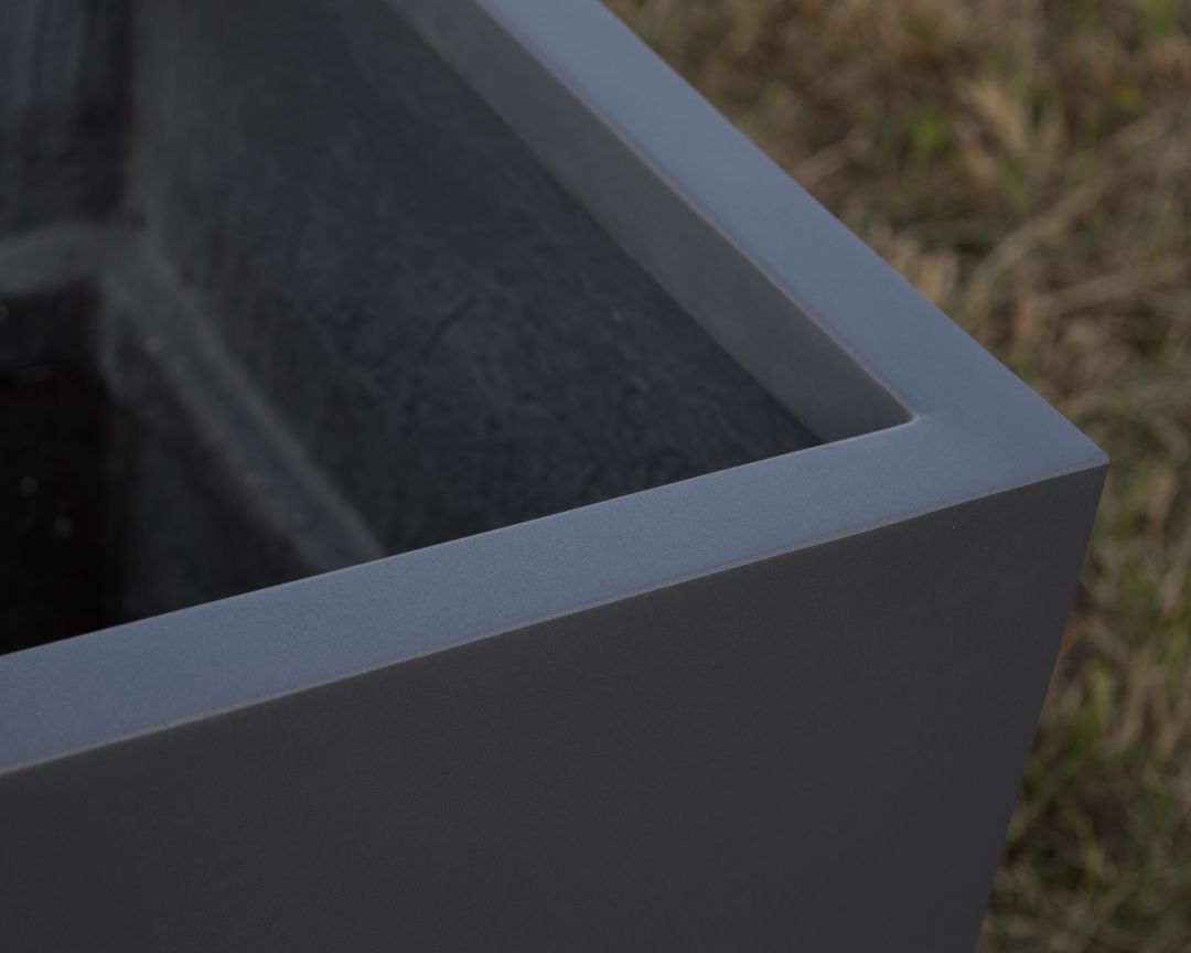 Elegant Einrichten | Pflanzkübel | Fiberglas | rechteckig | anthrazit metallic | 150x62x70cm