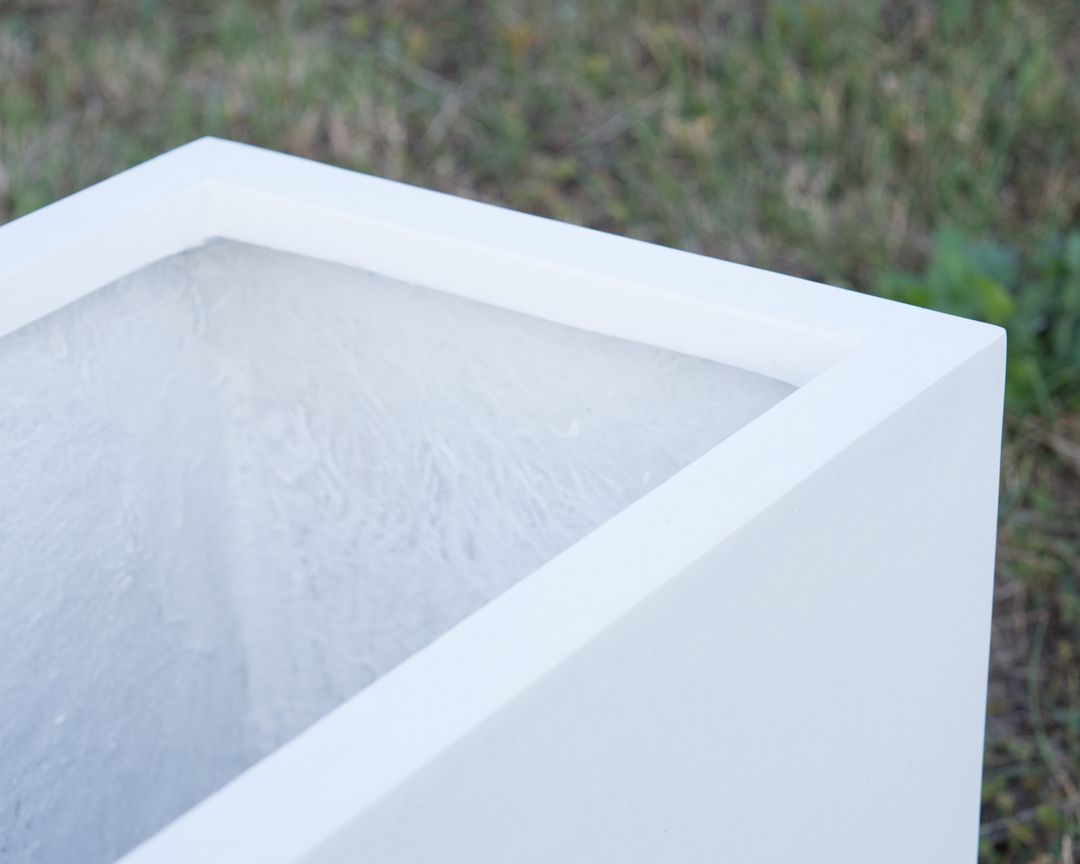Elegant Einrichten | Pflanzkübel | Fiberglas | rechteckig | 60x25x30cm | perlmutt weiß