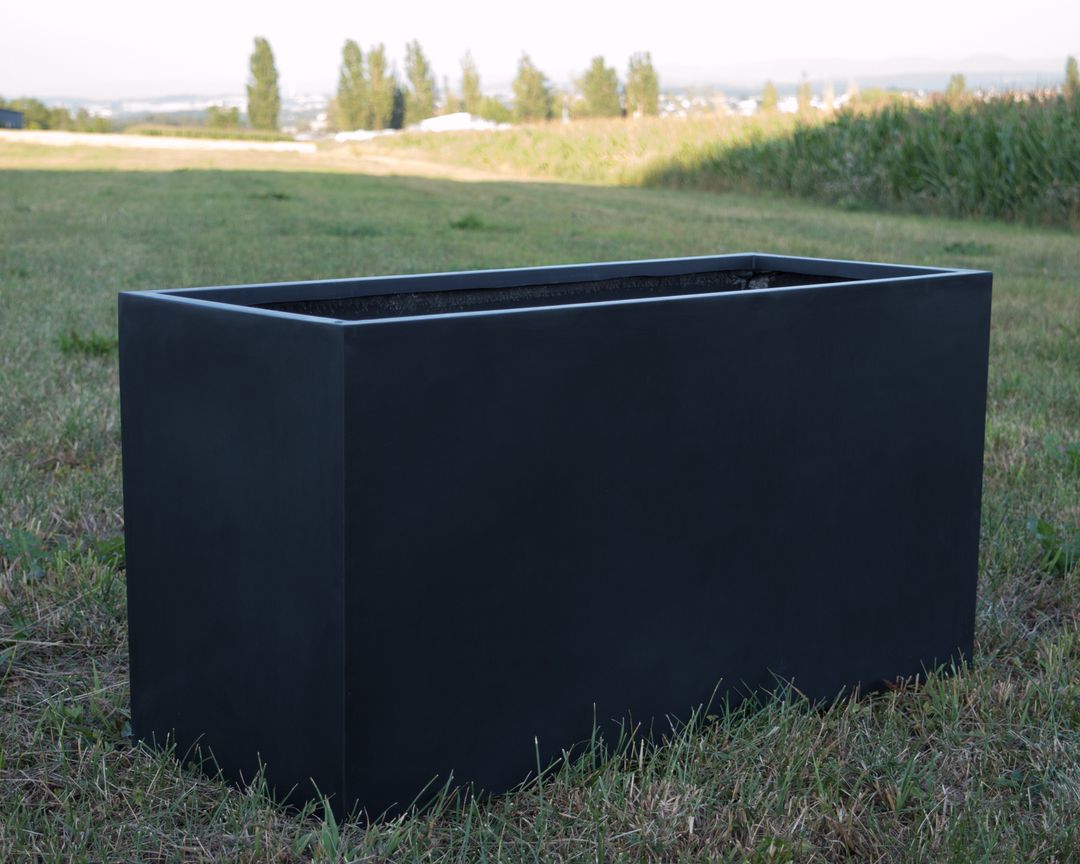 Elegant Einrichten | Pflanzkübel | Fiberglas | rechteckig | 108x40x50cm | elegant schwarz-matt