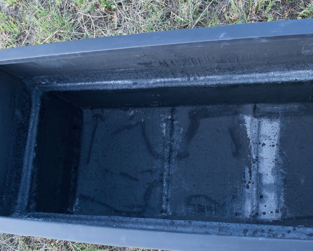 Elegant Einrichten | Pflanzkübel | Fiberglas | rechteckig | 108x40x50cm | elegant schwarz-matt