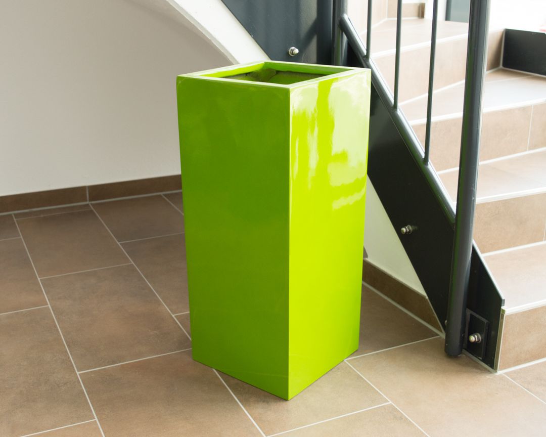 Elegant Einrichten | Pflanzkübel | Fiberglas | säule | 38x38x70cm | hochglanz avocado grün