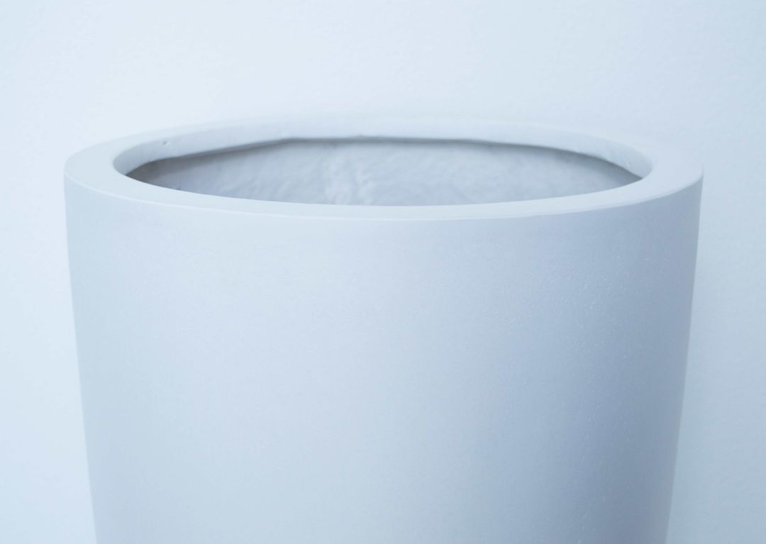 Elegant Einrichten | Pflanzkübel | Fiberglas | rund konisch | D30xH60cm | perlmutt weiß.