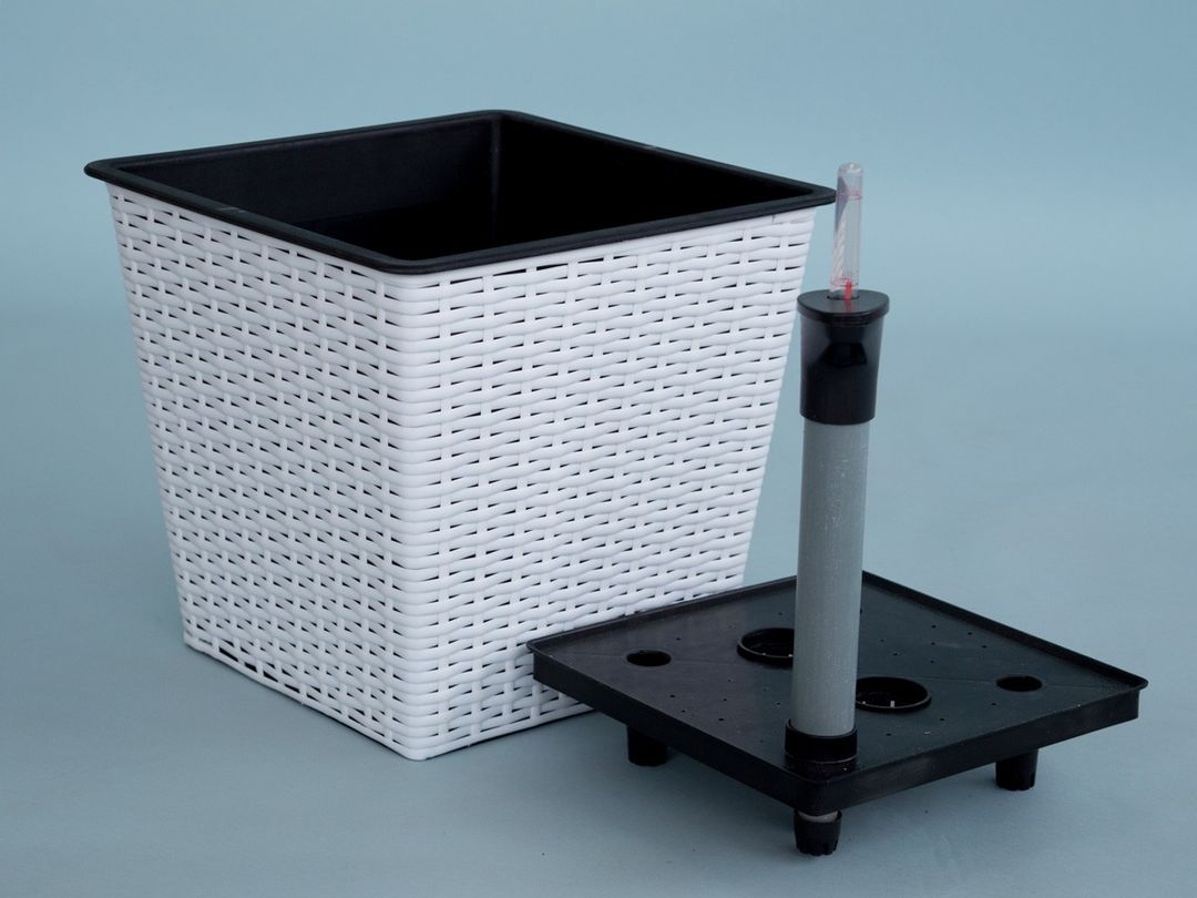 Elegant Einrichten | Pflanzkübel | quadratisch konisch | Polyrattan | 34x34x31cm | weiß