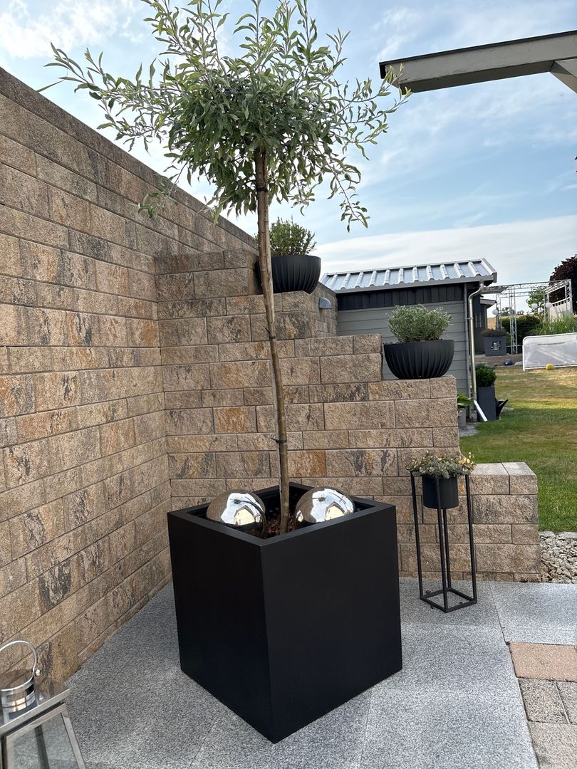 Elegant Einrichten | Pflanzkübel | Fiberglas | quadratisch | 50x50x50cm | elegant schwarz-matt.