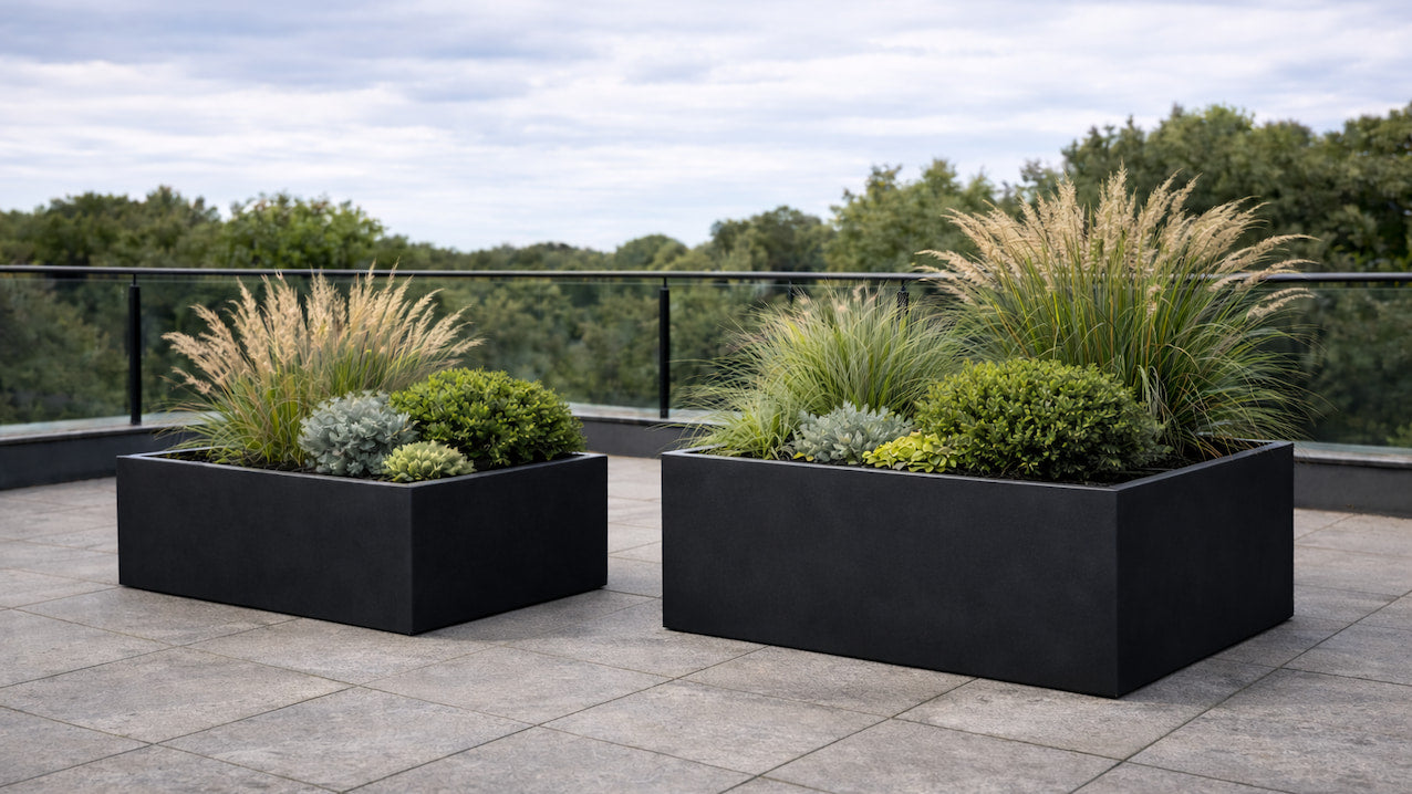 Welche Pflanzen eignen sich für große Pflanzkübel im Außenbereich?