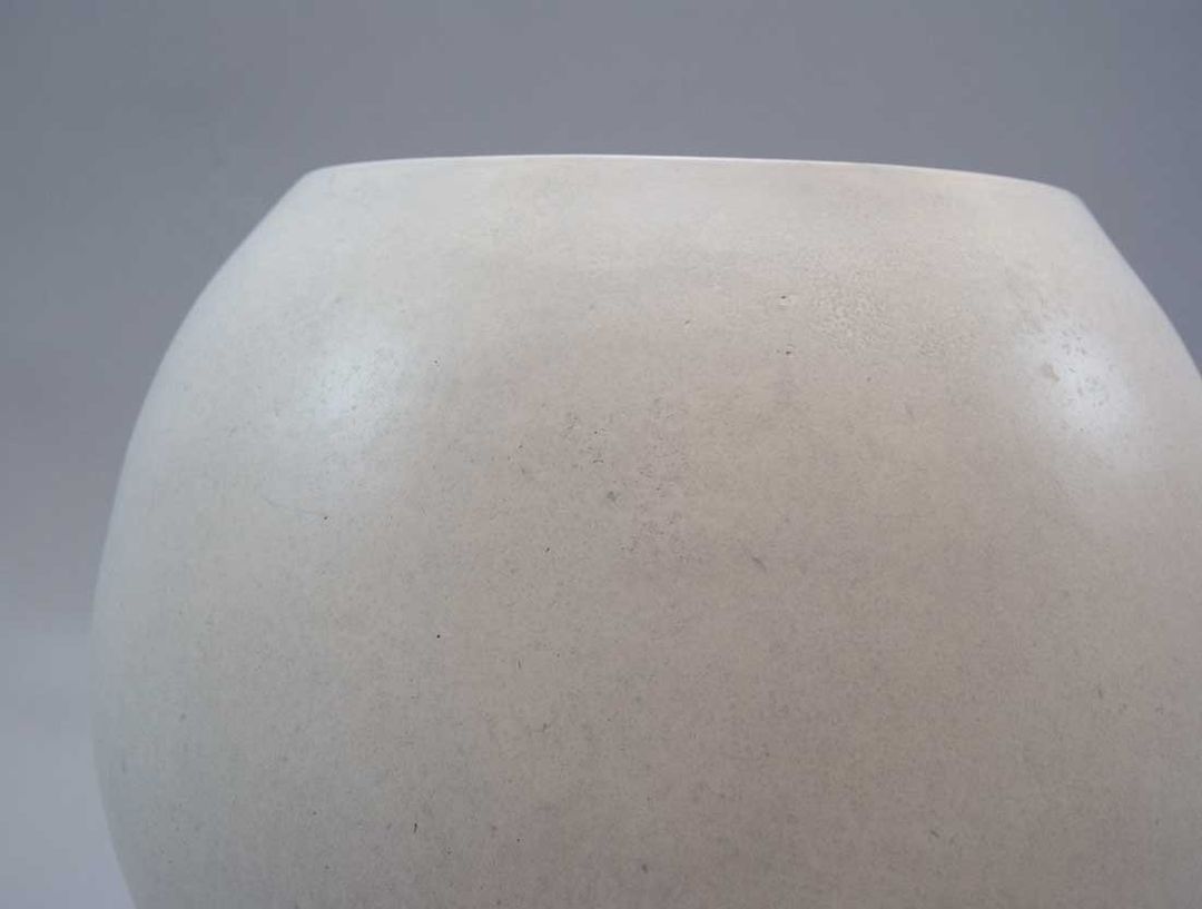 Elegant Einrichten | Pflanzkübel | Fiberglas | Ball | D40xH32cm | perlmutt weiß.