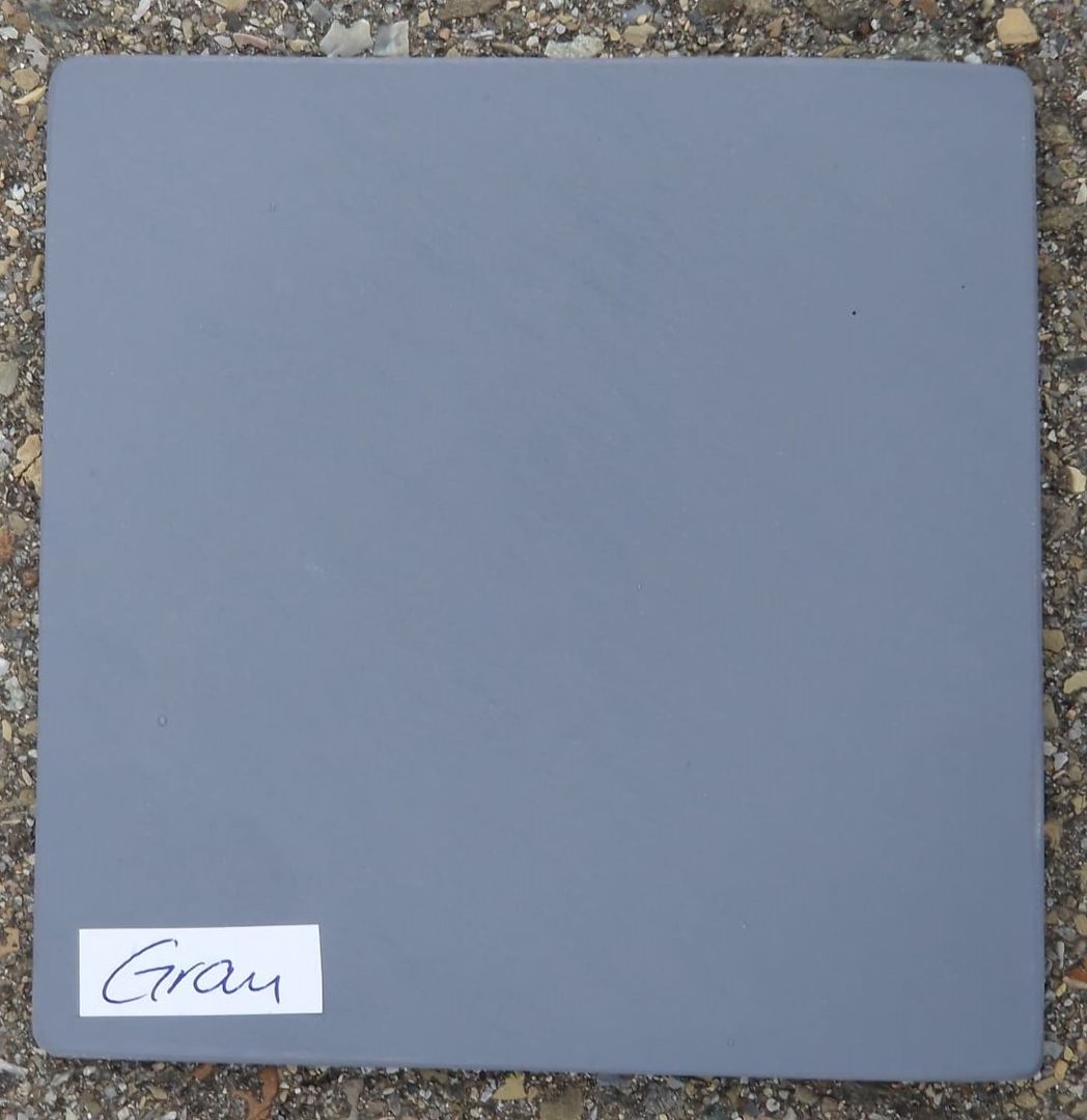 Farbmusterplatte Grau Ansicht außen