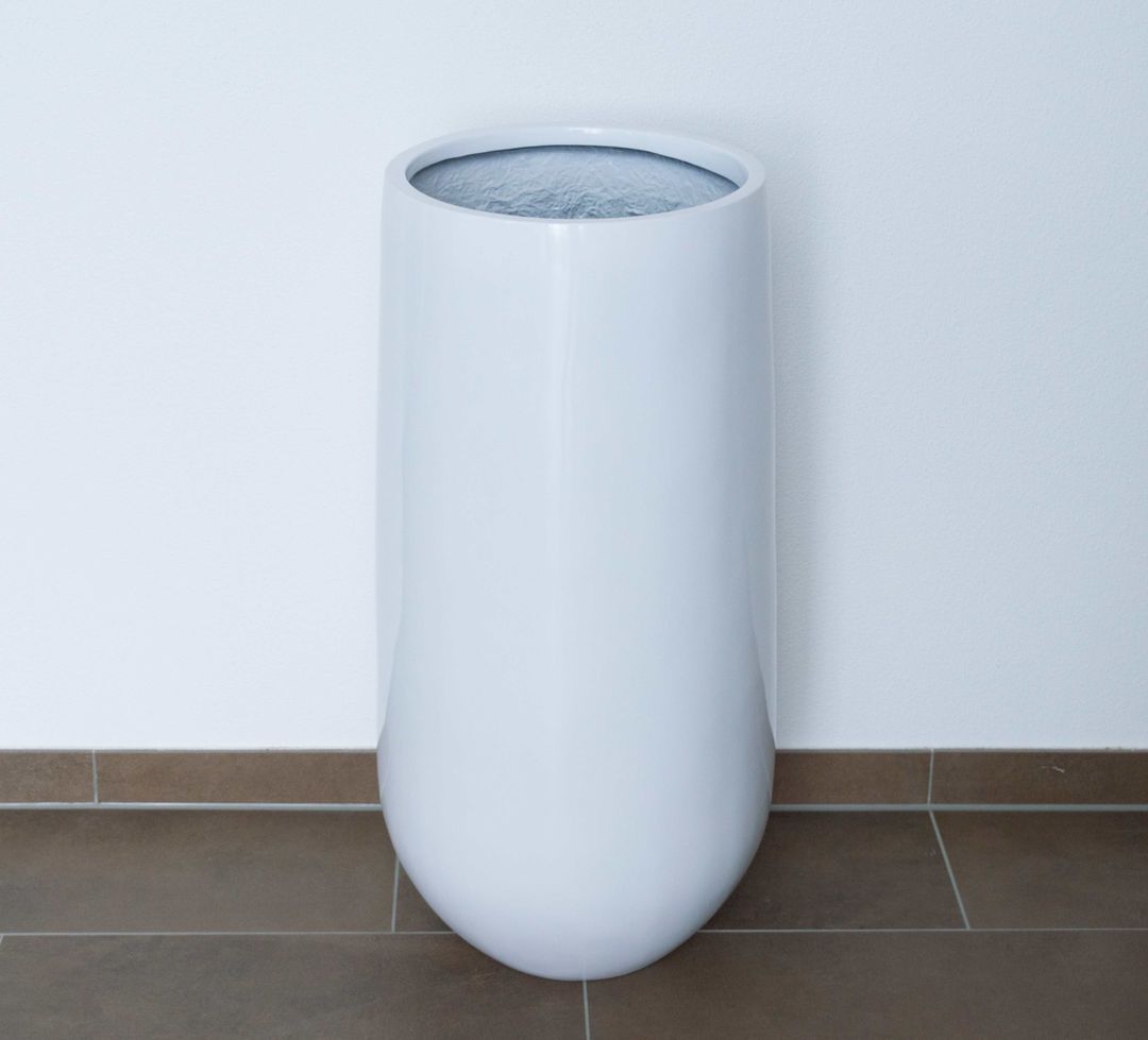 Elegant Einrichten | Pflanzkübel | Fiberglas | rund konisch | D55xH110cm | hochglanz weiß.