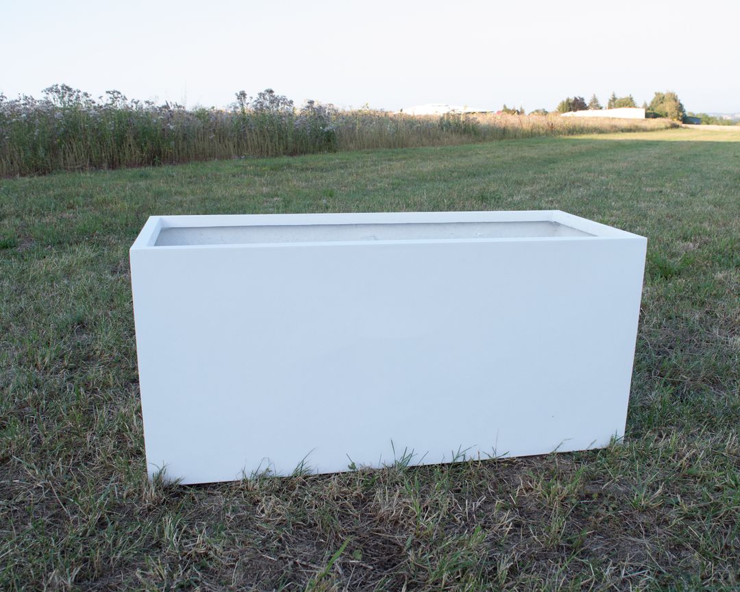 Elegant Einrichten | Pflanzkübel | Fiberglas | rechteckig | 120x50x55cm | perlmutt weiß.