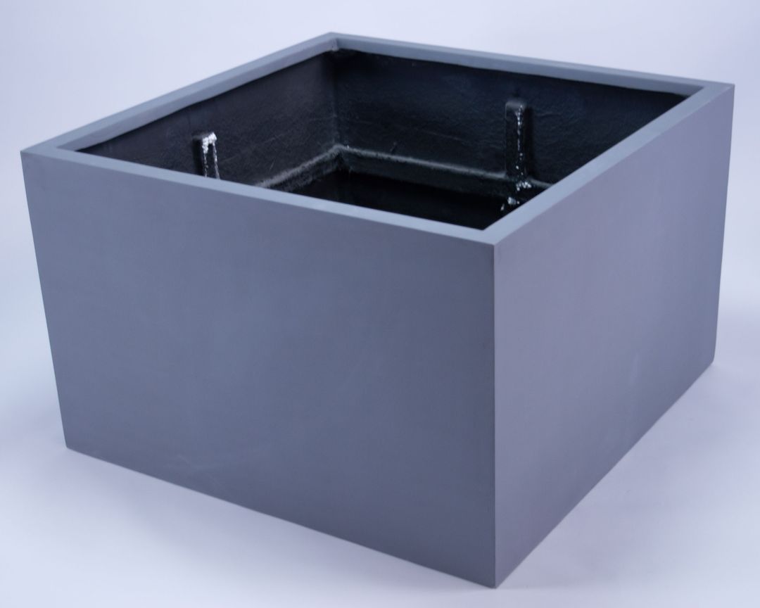 Elegant Einrichten | Pflanzkübel | Fiberglas | niedrige quadratisch | 90x90x60cm | grau.