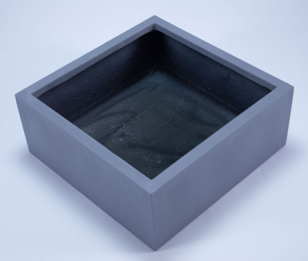 Elegant Einrichten | Pflanzkübel | Fiberglas | niedrige quadratisch | 50x50x20cm | grau.
