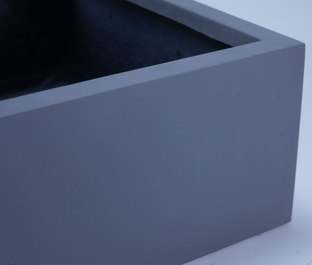 Elegant Einrichten | Pflanzkübel | Fiberglas | niedrige quadratisch | 60x60x30cm | grau.