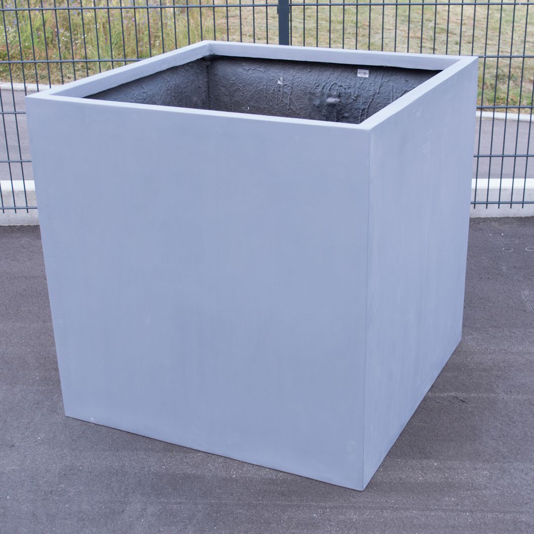 Elegant Einrichten | Pflanzkübel | Fiberglas | quadratisch | 60x60x60cm | grau.