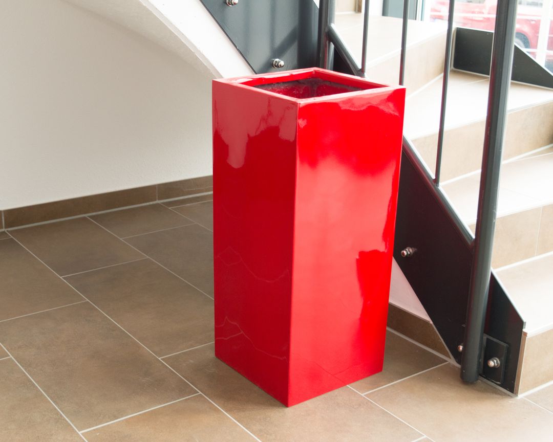 Elegant Einrichten | Pflanzkübel | Fiberglas | säule | 30x30x68cm | hochglanz rot