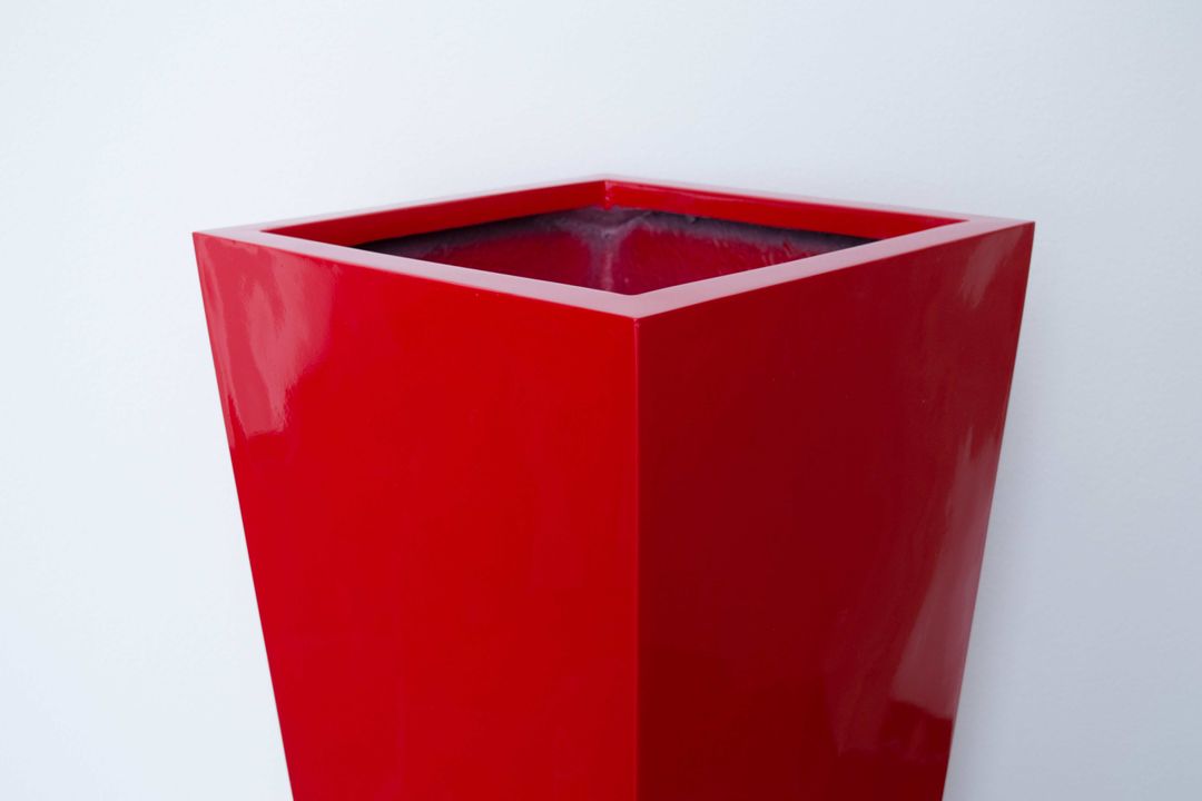 Elegant Einrichten | Pflanzkübel | Fiberglas | säule | konisch | 38x38x100cm | hochglanz rot