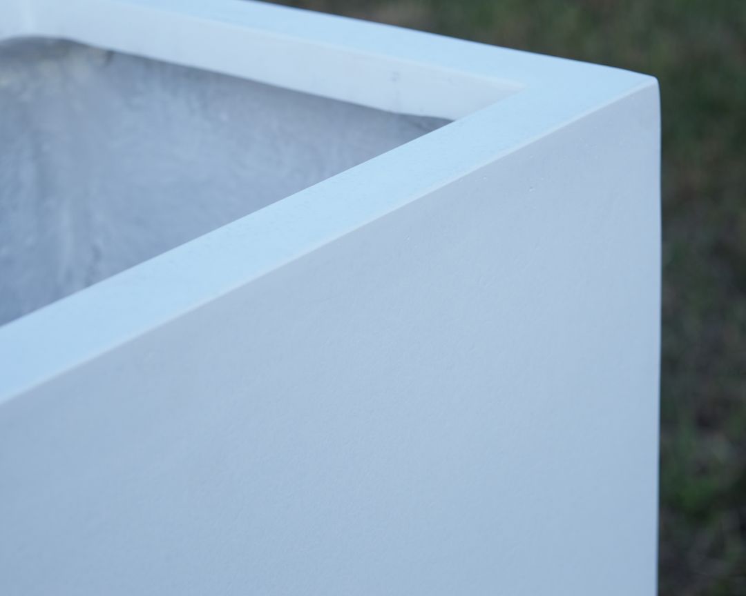 Elegant Einrichten | Pflanzkübel | Fiberglas | rechteckig | 84x30x80cm | perlmutt weiß.