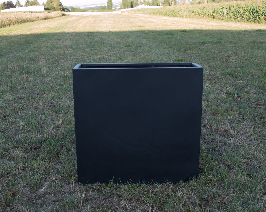 Elegant Einrichten | Pflanzkübel | Fiberglas | rechteckig | 84x30x80cm | elegant schwarz-matt.