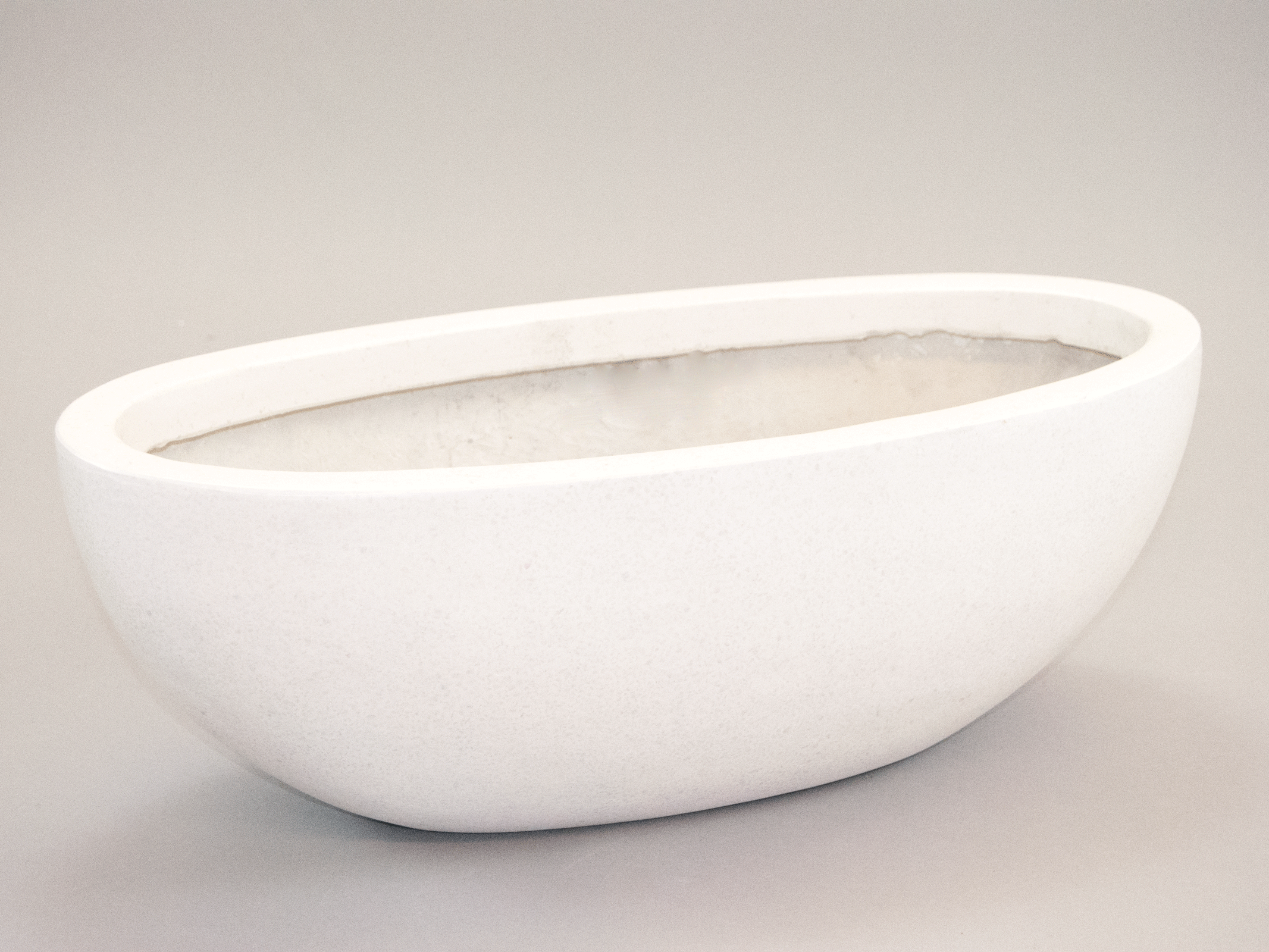 Pflanzschale Fiberglas oval 65x31xH25cm perlmutt weiß.
